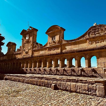 Casa Vacanza Helios Leonforte 외부 사진