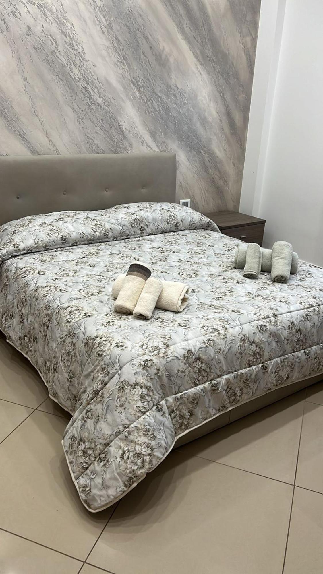 Casa Vacanza Helios Leonforte 외부 사진