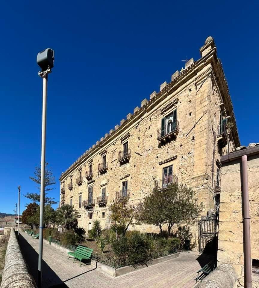 Casa Vacanza Helios Leonforte 외부 사진